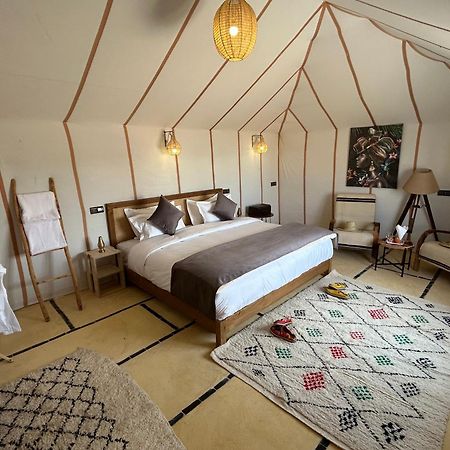 Desert Luxury Camp Мерзуга Экстерьер фото